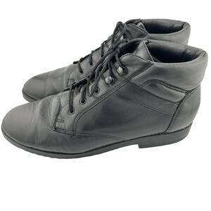 Nicole Rene Black Lace Up 90s Vintage Almond Toe Ankle Boot Size 7